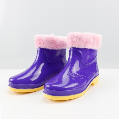 供应 韩版新款时尚雨鞋 女士中低筒加绒保暖水鞋雨靴厂家批发